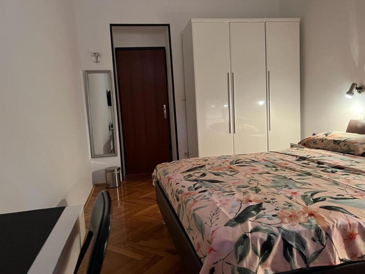 Rooms Aida Pula Zewnętrze zdjęcie